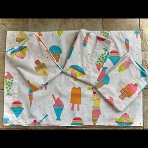 Garnet Hill Pillow cases